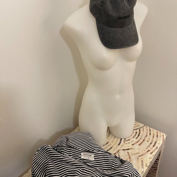 One Teaspoon 3/4 T - Picture 2 of 7